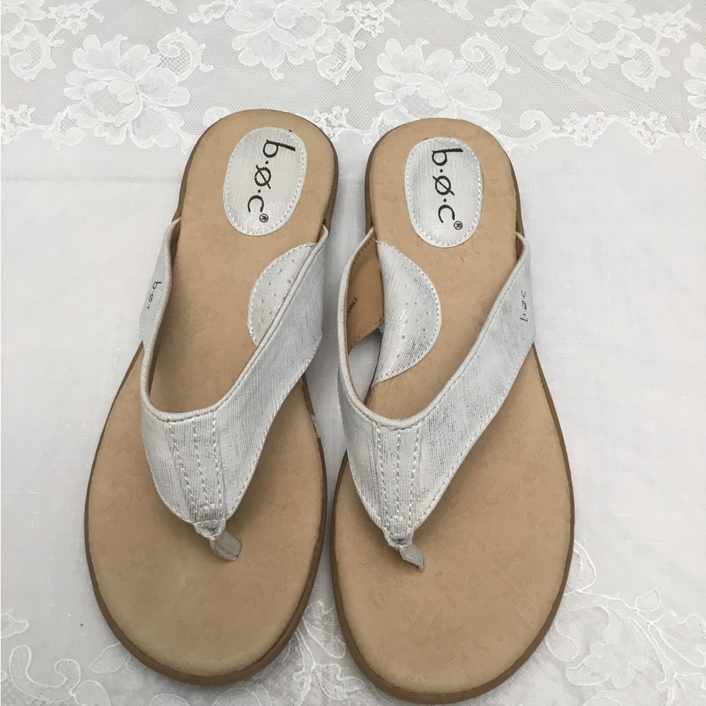 b.o.c. White and Tan Sandals Classic Summer Style